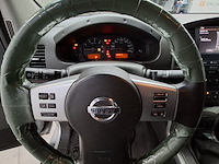 Personenauto, nissan, navara - afbeelding 15 van  47