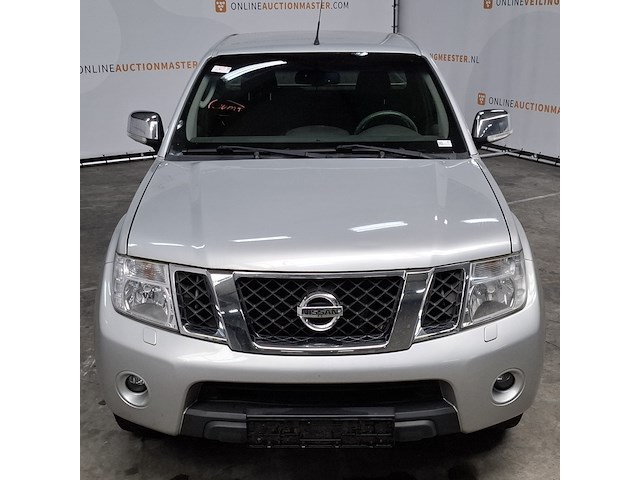 Personenauto, nissan, navara - afbeelding 12 van  47