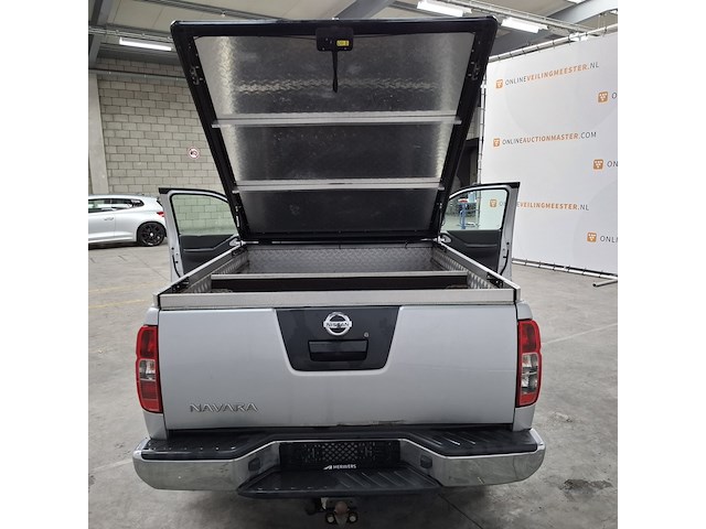 Personenauto, nissan, navara - afbeelding 25 van  47