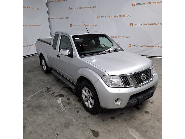 Personenauto, nissan, navara - afbeelding 23 van  47