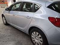 Personenauto, opel, 2015 - afbeelding 57 van  58