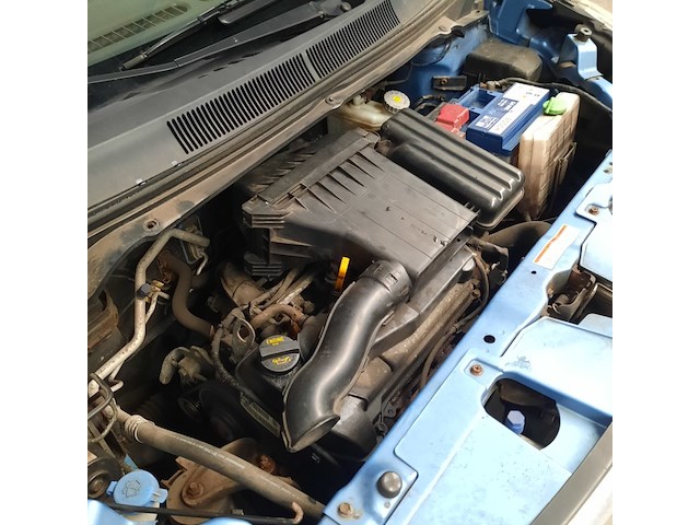 Personenauto, opel, agila, 1.0 essentia - afbeelding 32 van  40