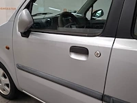 Personenauto, opel, agila, 1.2-16v elegance, 2003 - afbeelding 4 van  71