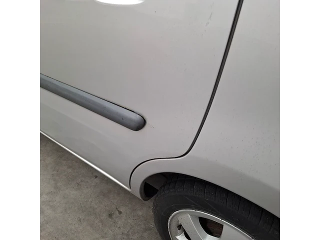 Personenauto, opel, agila, 1.2-16v elegance, 2003 - afbeelding 22 van  71