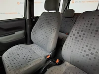 Personenauto, opel, agila, 1.2-16v elegance, 2003 - afbeelding 44 van  71