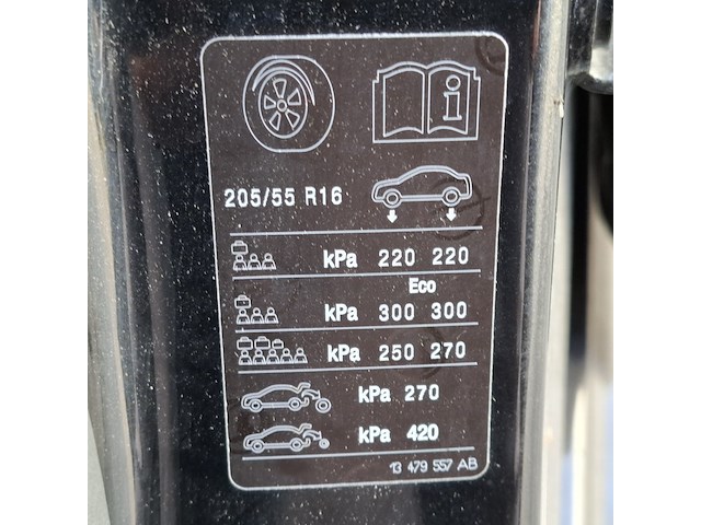 Personenauto, opel, astra 1.0 turbo 120 jaar edition, 2019 - afbeelding 37 van  47