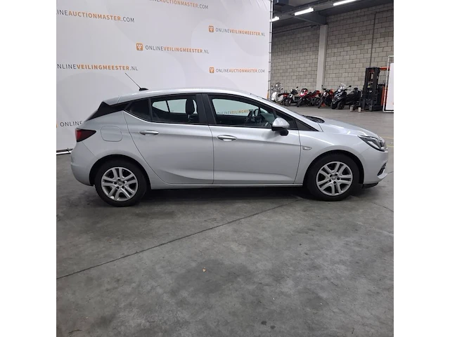 Personenauto, opel, astra 1.2, 2019, benzine - afbeelding 34 van  65
