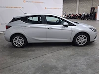 Personenauto, opel, astra 1.2, 2019, benzine - afbeelding 34 van  65