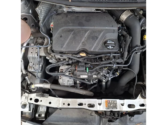 Personenauto, opel, astra 1.2, 2019, benzine - afbeelding 57 van  65