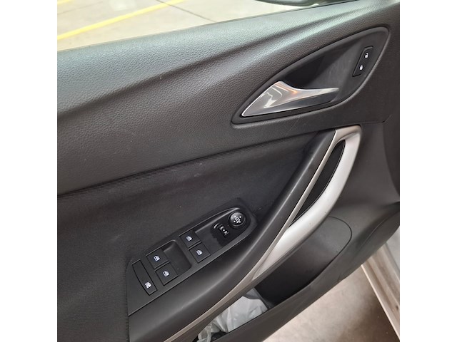 Personenauto, opel, astra 1.2, 2019 - afbeelding 26 van  66