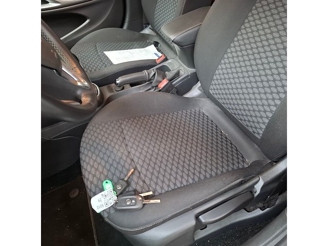 Personenauto, opel, astra 1.2, 2019 - afbeelding 28 van  66