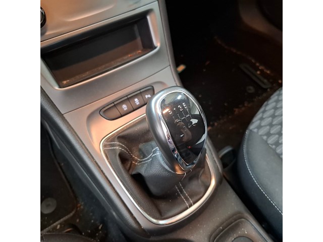 Personenauto, opel, astra 1.2, 2019 - afbeelding 36 van  66