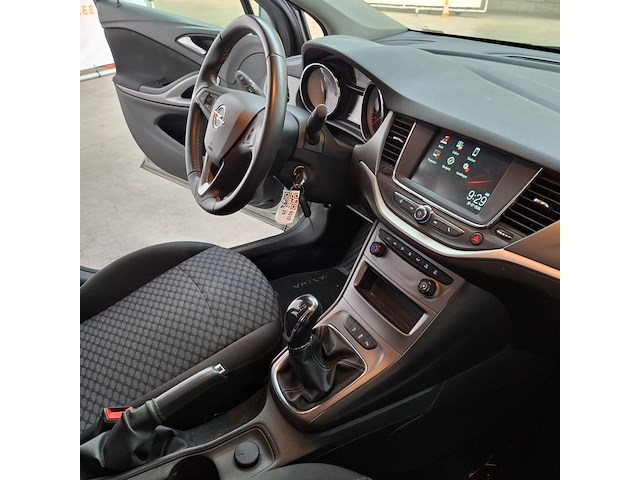 Personenauto, opel, astra 1.2, 2019 - afbeelding 46 van  66