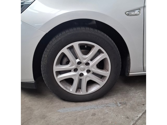Personenauto, opel, astra 1.2, 2019 - afbeelding 2 van  24