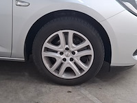 Personenauto, opel, astra 1.2, 2019 - afbeelding 3 van  24