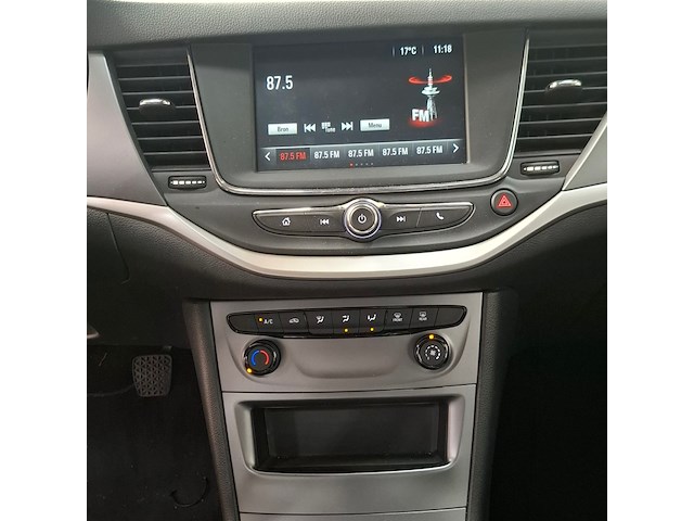 Personenauto, opel, astra 1.2, 2019 - afbeelding 8 van  24