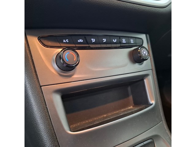 Personenauto, opel, astra 1.2, 2019 - afbeelding 37 van  68