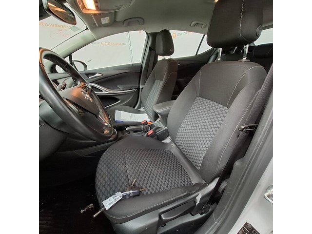 Personenauto, opel, astra 1.2, 2019 - afbeelding 38 van  79