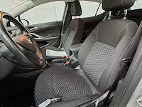 Personenauto, opel, astra 1.2, 2019 - afbeelding 38 van  79