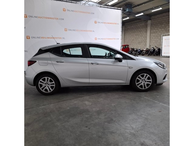 Personenauto, opel, astra 1.2, 2019 - afbeelding 34 van  79