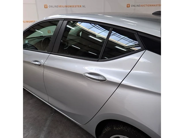 Personenauto, opel, astra 1.2, 2020, benzine - afbeelding 4 van  75