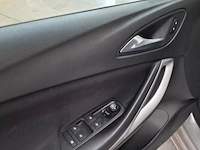 Personenauto, opel, astra 1.2, 2020, benzine - afbeelding 29 van  75
