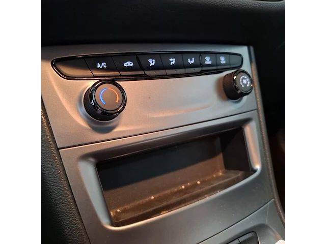 Personenauto, opel, astra 1.2, 2020, benzine - afbeelding 39 van  75