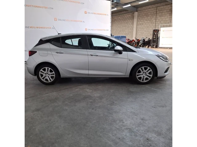 Personenauto, opel, astra 1.2, 2020, benzine - afbeelding 34 van  75