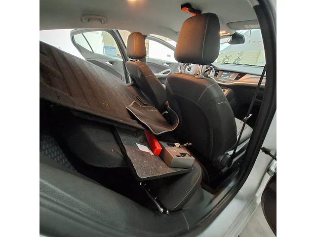 Personenauto, opel, astra 1.2, 2020, benzine - afbeelding 52 van  75