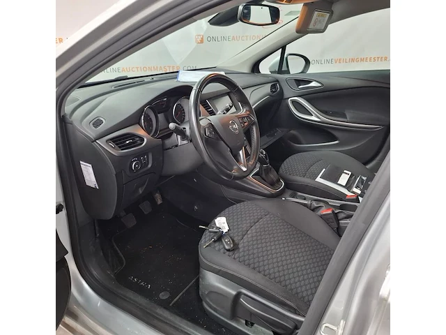Personenauto, opel, astra 1.2, 2020, benzine - afbeelding 31 van  73