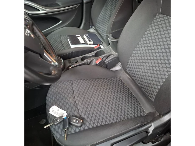 Personenauto, opel, astra 1.2, 2020, benzine - afbeelding 35 van  73