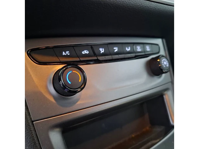 Personenauto, opel, astra 1.2, 2020, benzine - afbeelding 41 van  73