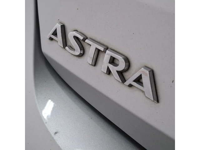 Personenauto, opel, astra 1.2, 2020, benzine - afbeelding 69 van  73