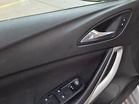 Personenauto, opel, astra 1.2, 2020, benzine - afbeelding 31 van  71