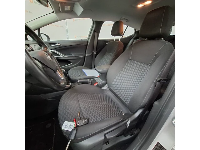 Personenauto, opel, astra 1.2, 2020, benzine - afbeelding 35 van  71
