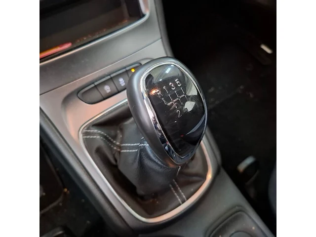 Personenauto, opel, astra 1.2, 2020, benzine - afbeelding 41 van  71