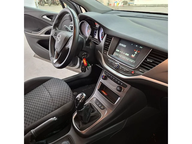 Personenauto, opel, astra 1.2, 2020, benzine - afbeelding 51 van  71