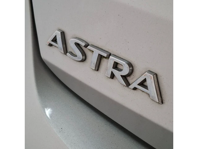 Personenauto, opel, astra 1.2, 2020, benzine - afbeelding 66 van  71