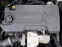 Personenauto opel, astra 1.3 cdti edition, zwart, bouwjaar 2010 - afbeelding 14 van  48