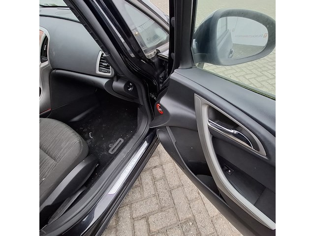 Personenauto opel, astra 1.3 cdti edition, zwart, bouwjaar 2010 - afbeelding 36 van  48
