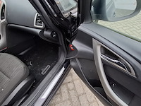 Personenauto opel, astra 1.3 cdti edition, zwart, bouwjaar 2010 - afbeelding 36 van  48