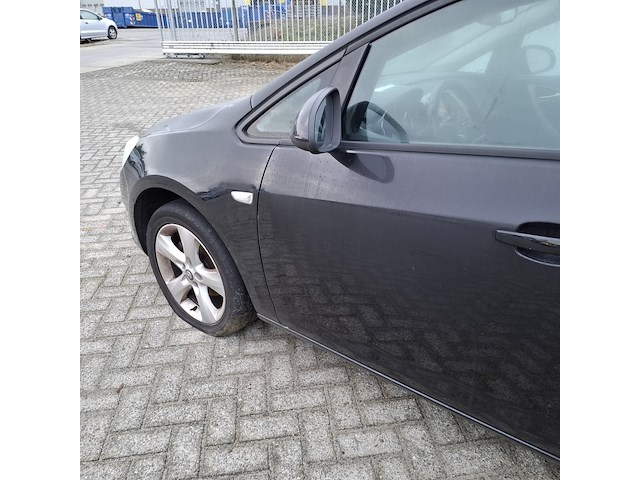 Personenauto opel, astra 1.3 cdti edition, zwart, bouwjaar 2010 - afbeelding 47 van  48