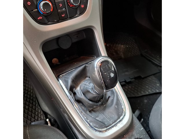 Personenauto, opel, astra, 1.4 turbo edition, 2012 - afbeelding 31 van  61