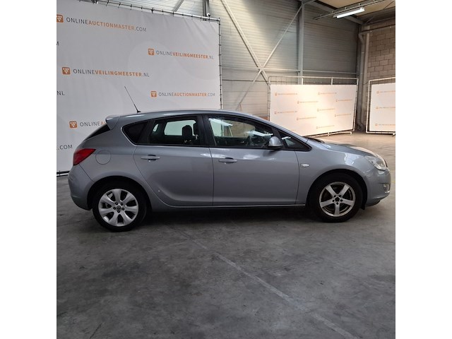 Personenauto, opel, astra, 1.4 turbo edition, 2012 - afbeelding 34 van  61