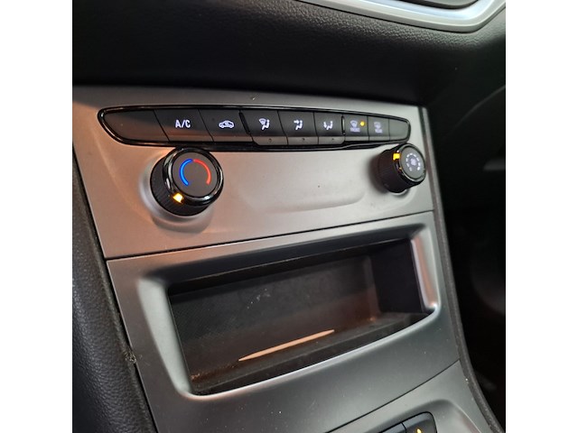 Personenauto, opel, astra 1.6 cdti 120 jahre, 2019 - afbeelding 46 van  77