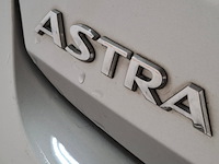 Personenauto, opel, astra 1.6 cdti 120 jahre, 2019 - afbeelding 71 van  77