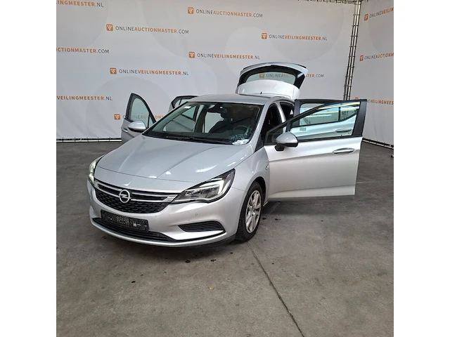 Personenauto, opel, astra 1.6 cdti, 2018 - afbeelding 31 van  37