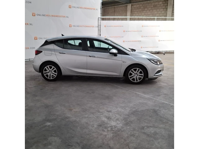Personenauto, opel, astra 1.6 cdti, 2018 - afbeelding 18 van  24
