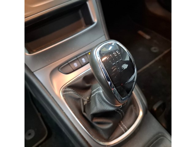 Personenauto, opel, astra 1.6 cdti, 2019 - afbeelding 40 van  73