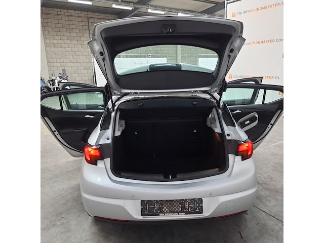 Personenauto, opel, astra 1.6 cdti - afbeelding 39 van  64